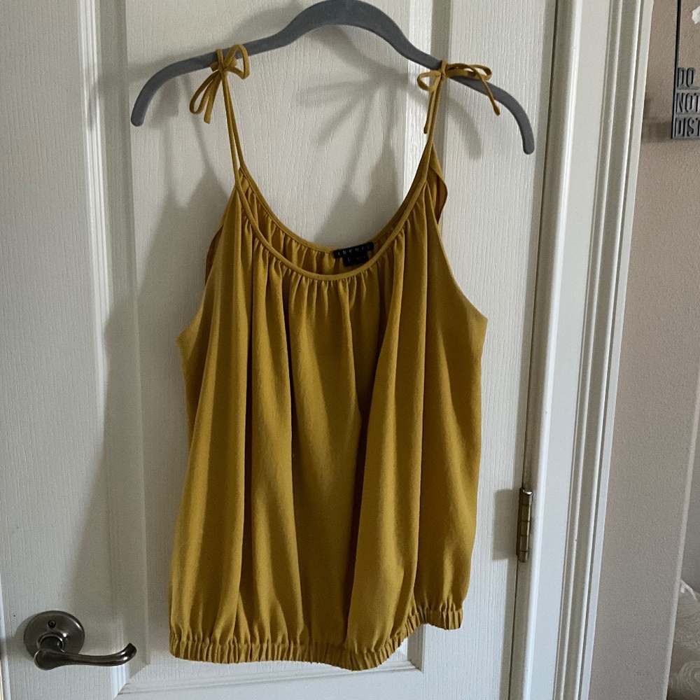 THEORY Shoulder Tie Elastic Hem Tank Blouse